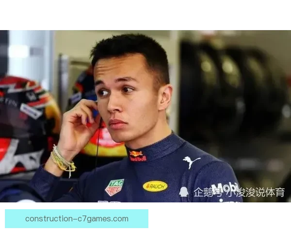 F1赛季最新动态聚焦车队博弈与冠军走势解析全景透视与技术革新