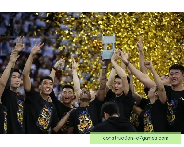 国家队强势逆转夺冠引发球迷热议联赛格局或将重塑新赛季前景备受关注