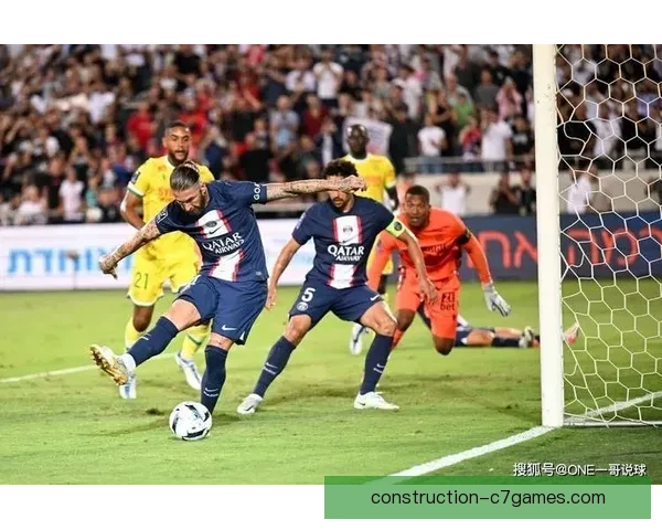 欧冠焦点战再掀高潮豪门对决引爆全球球迷热情今夜上演巅峰较量赛