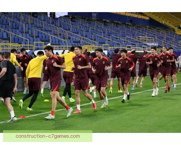 中国足球队备战世界杯预选赛 聚焦年轻球员表现和战术调整